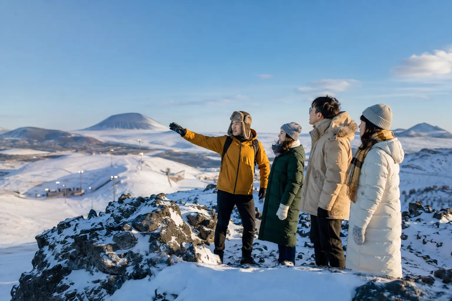 内蒙古冬季火山和冰雪旅行